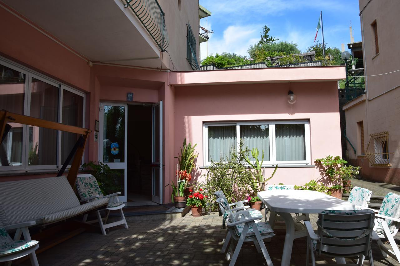 Hotel Pozzuolo Celle Ligure Exterior foto